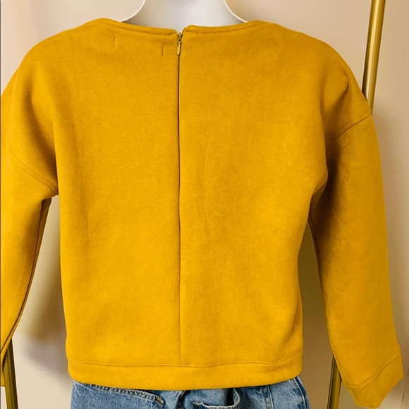 Chic Blouse by Lemon Curve - Picture 3 of 3